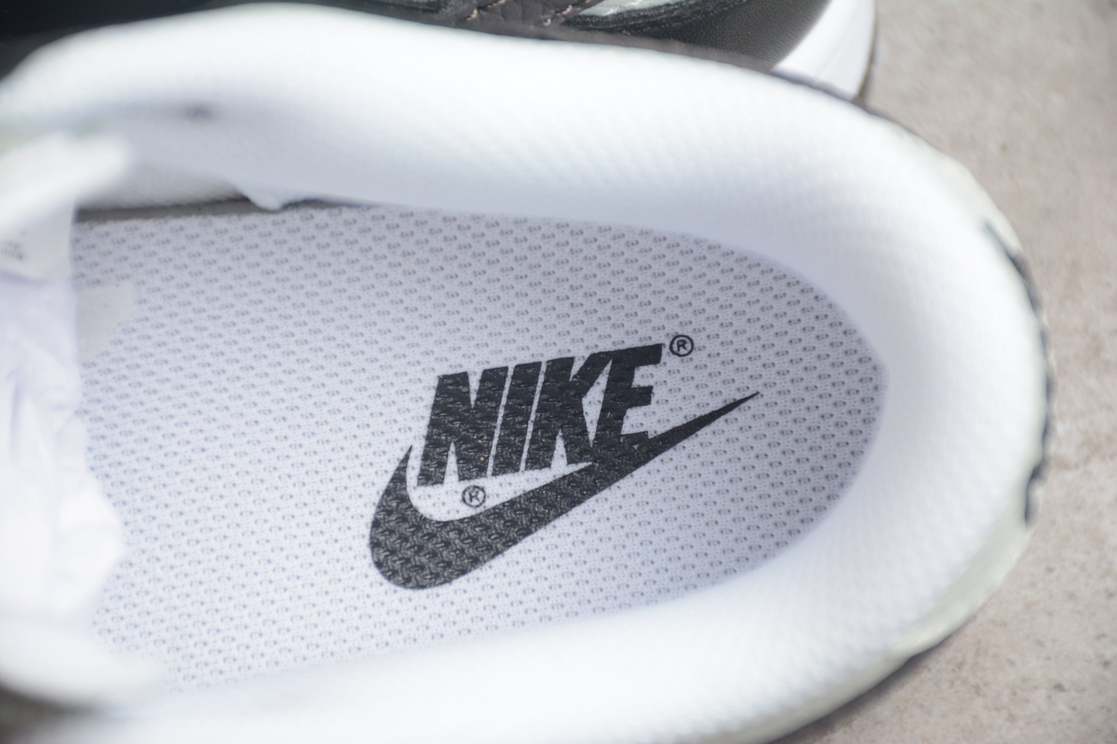 Dunk SB – Negro / Gris