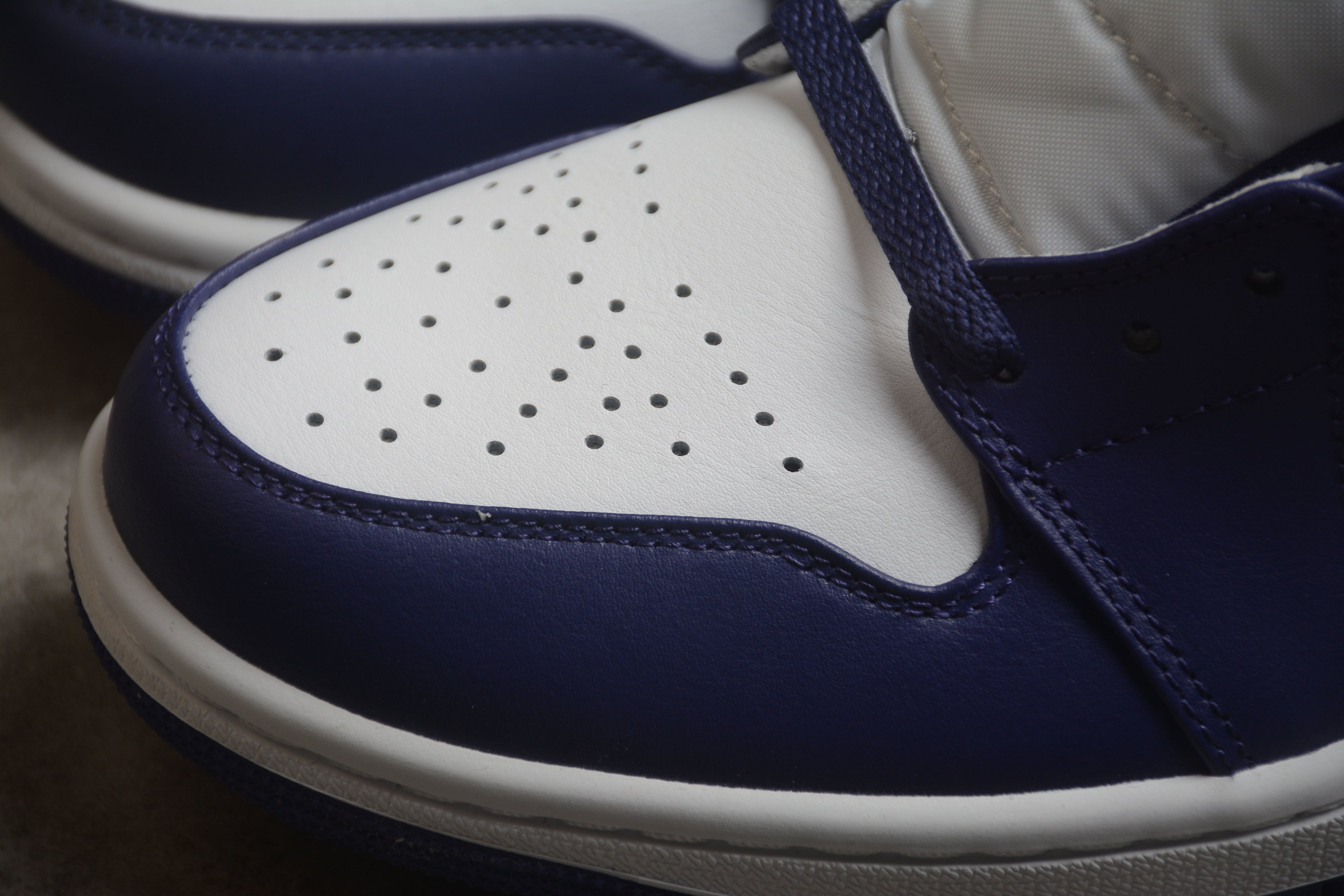 Air Jordan 1 Mid – Tonos de Azul