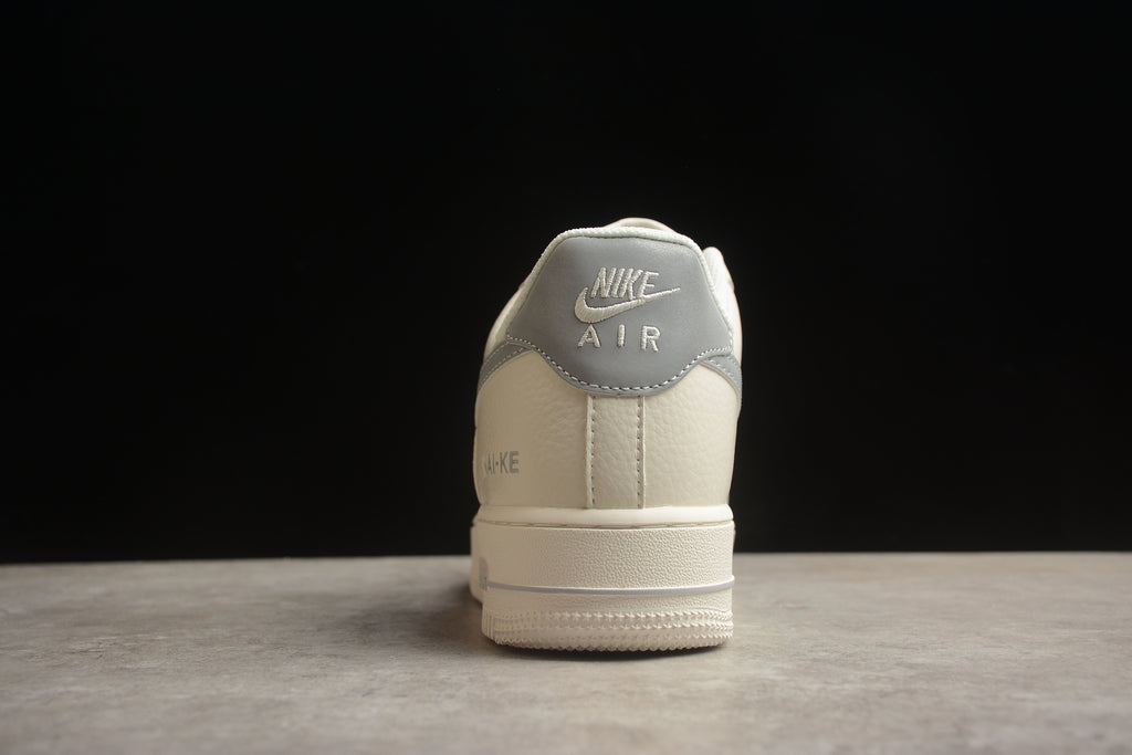 Air Force 1 Low – Beige / Gris