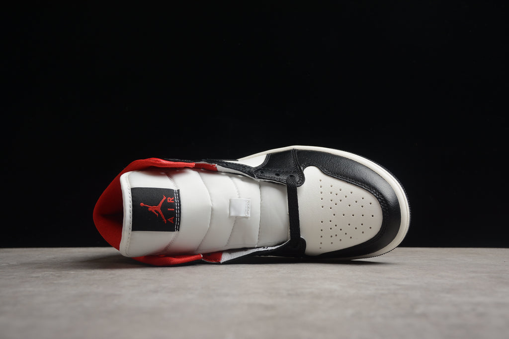 Air Jordan 1 Mid – Negro / Rojo / Blanco
