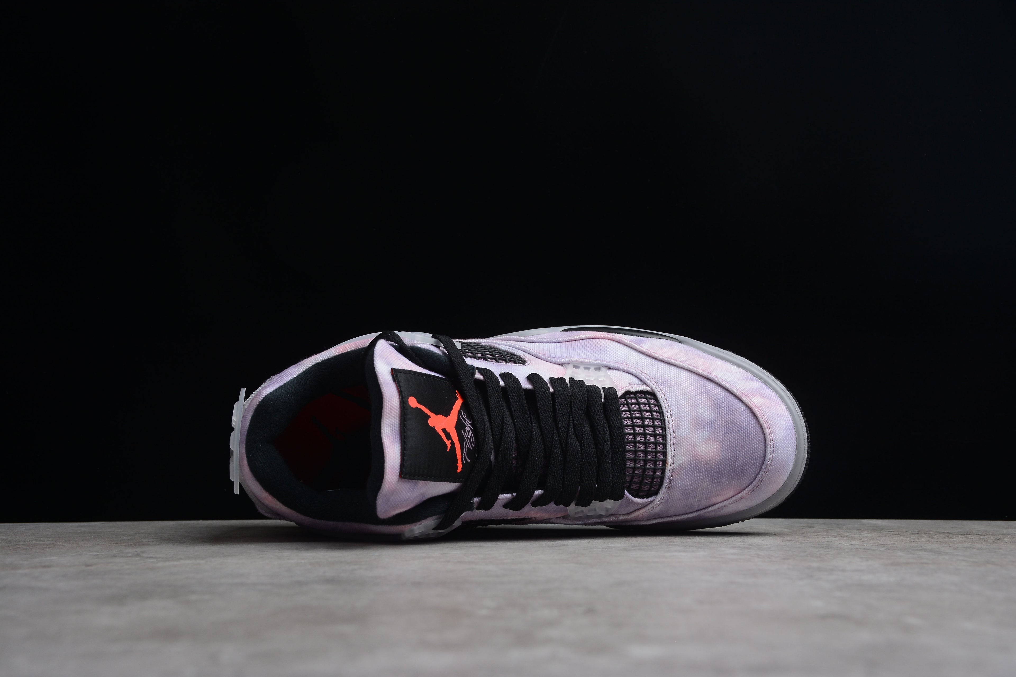 Air Jordan 4 – Lila