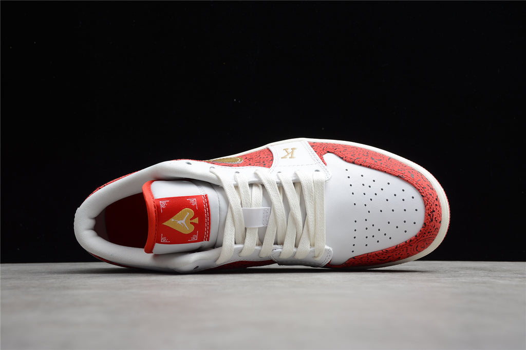 Jordan 1 Low – Rojo / Blanco / Dorado