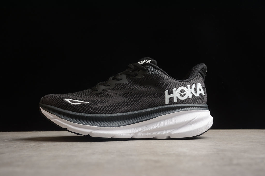Hoka Clifton 9 – Negro / Blanco