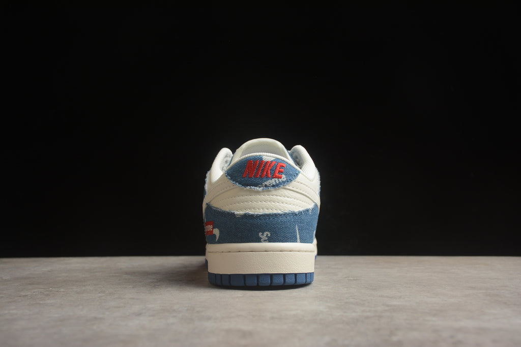 Dunk SB Supreme – Azul Oscuro / Beigie /