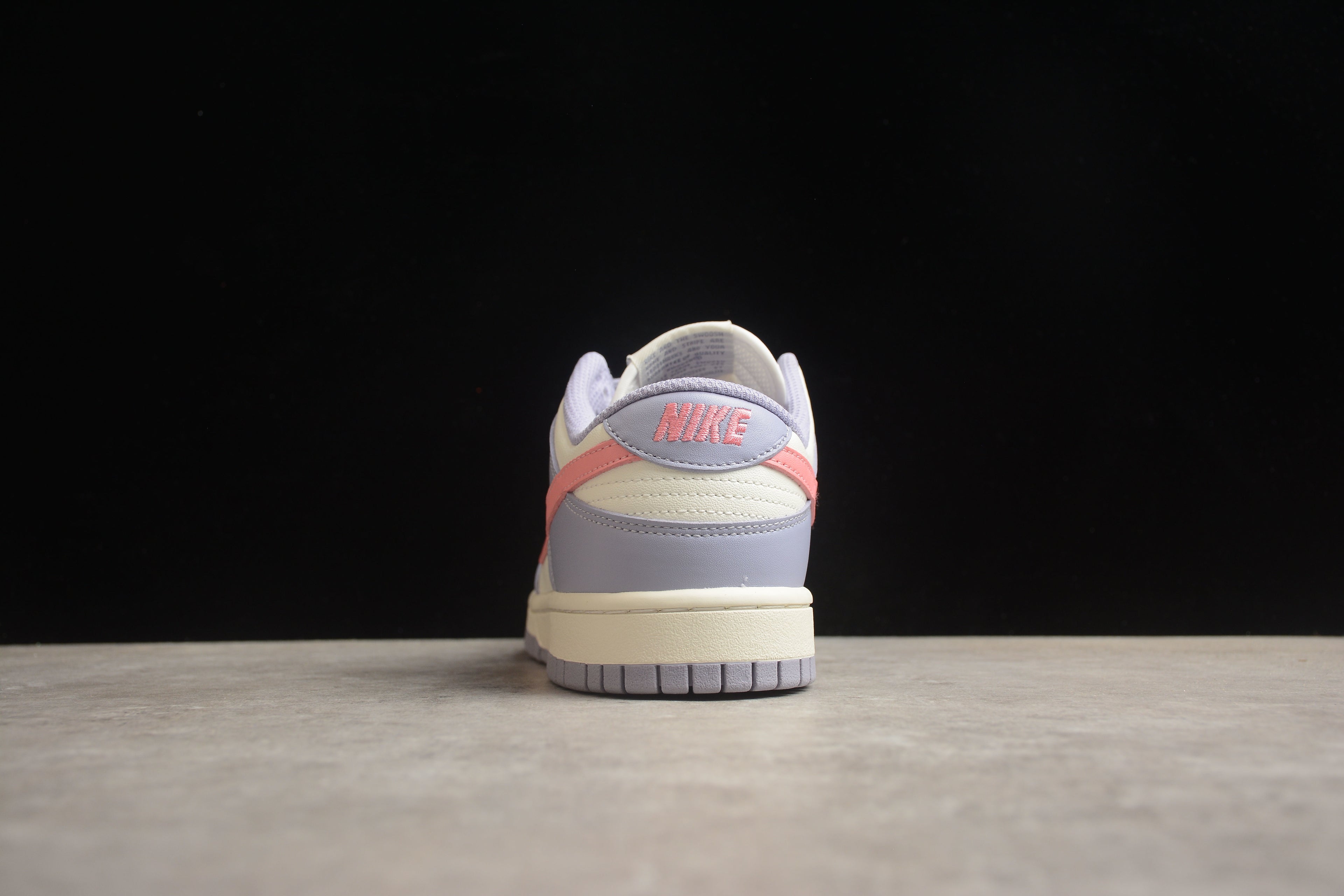 Dunk SB – Lila / Blanco / Rosa