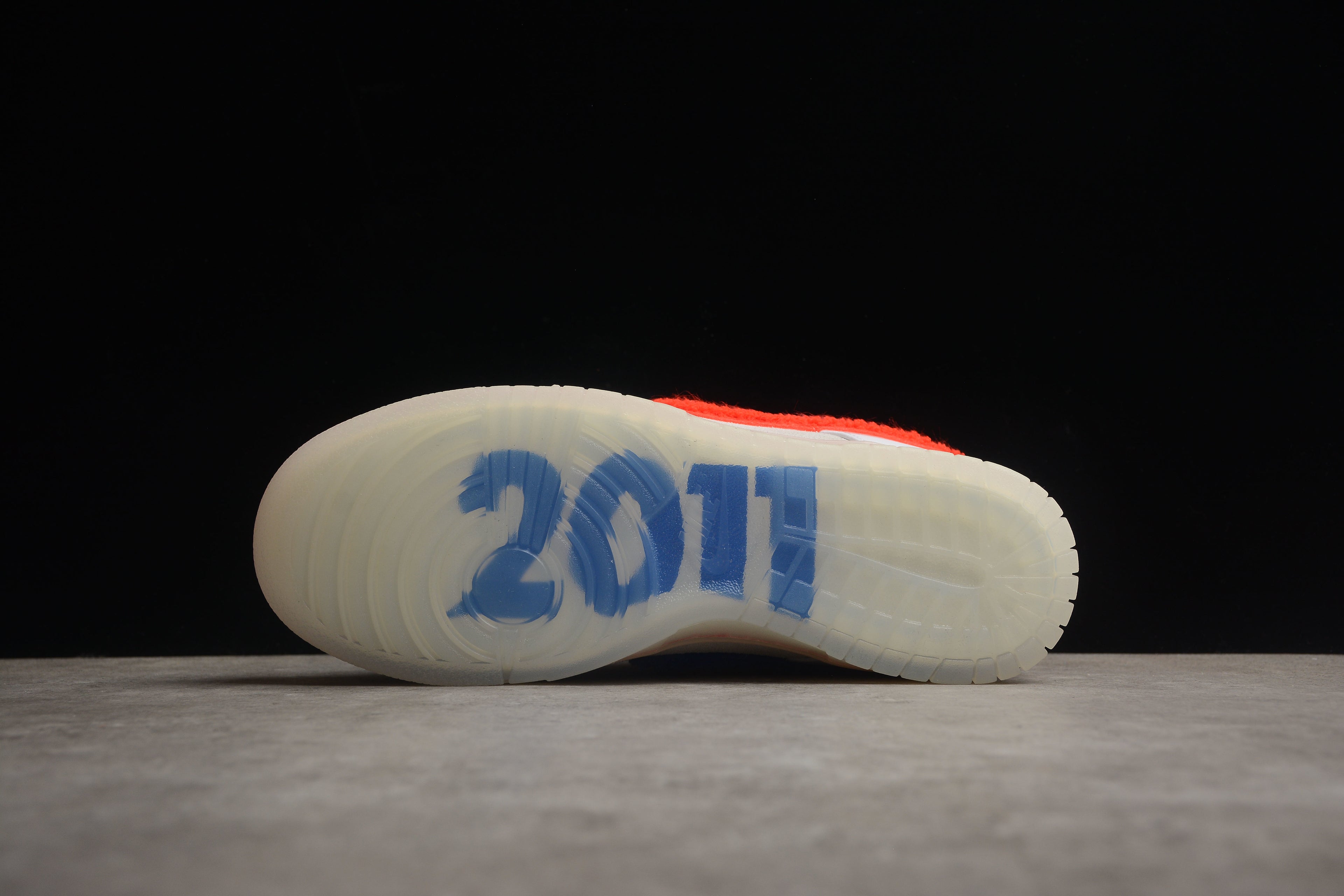 Dunk SB – Gris / Azul / Rojo