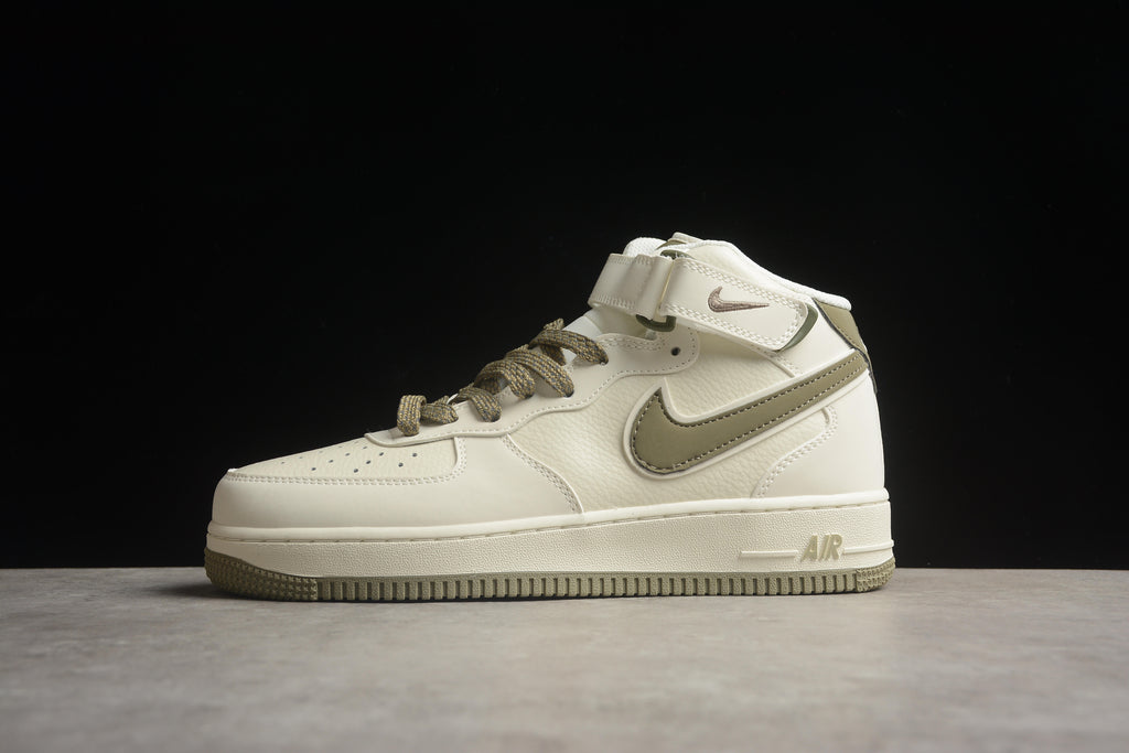 Air Force 1 High – Beige / Verde