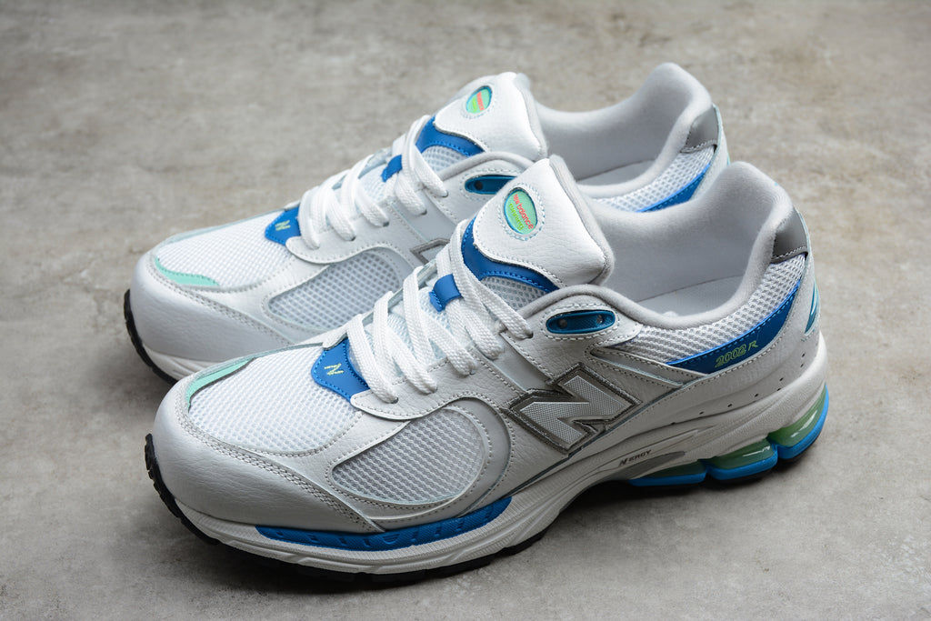 New Balance 2002R – Blanco / Azul