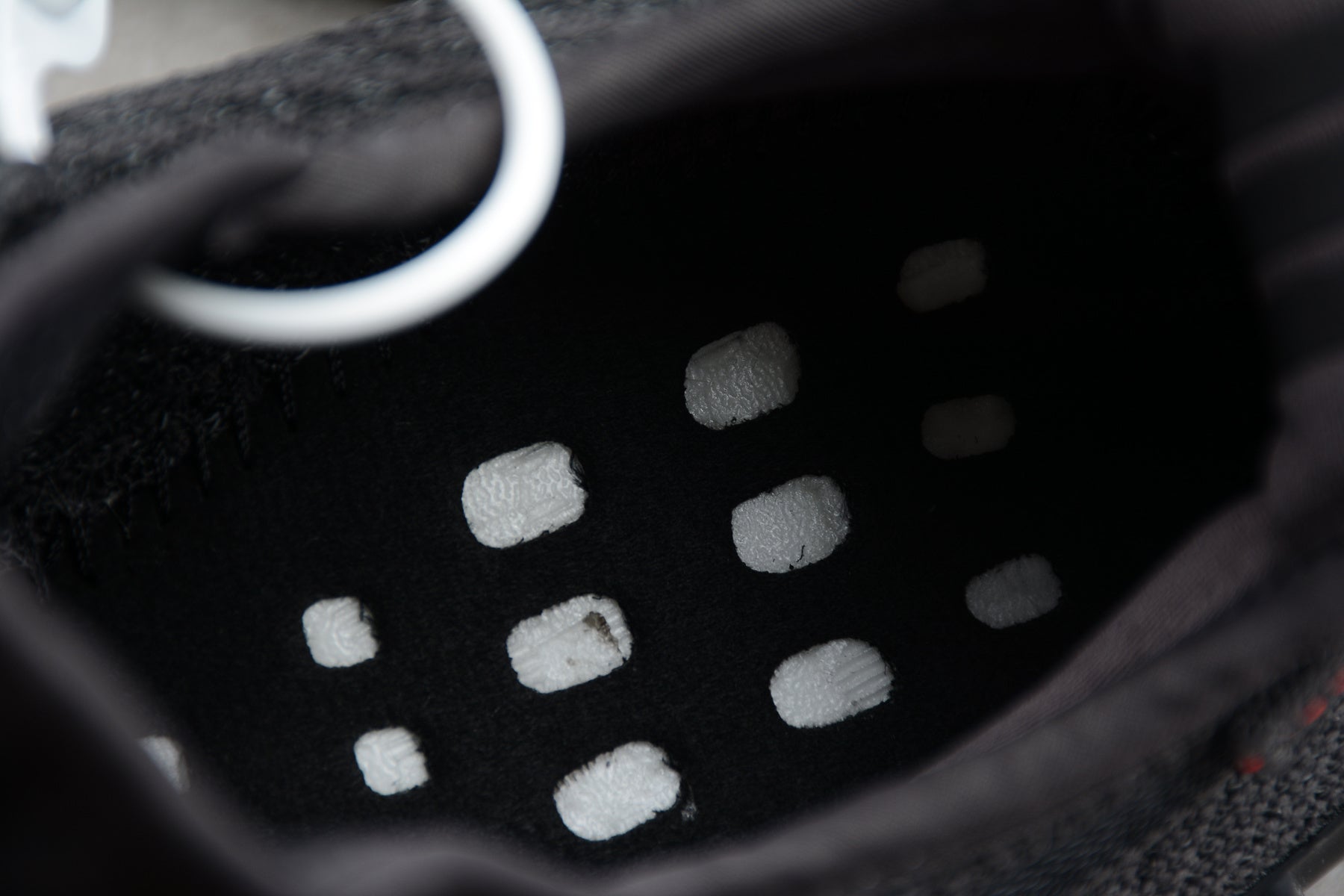 Adidas Yeezy 350 – Negro