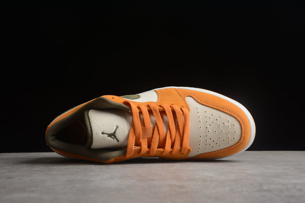 Jordan 1 Low – Amarillo / Beige