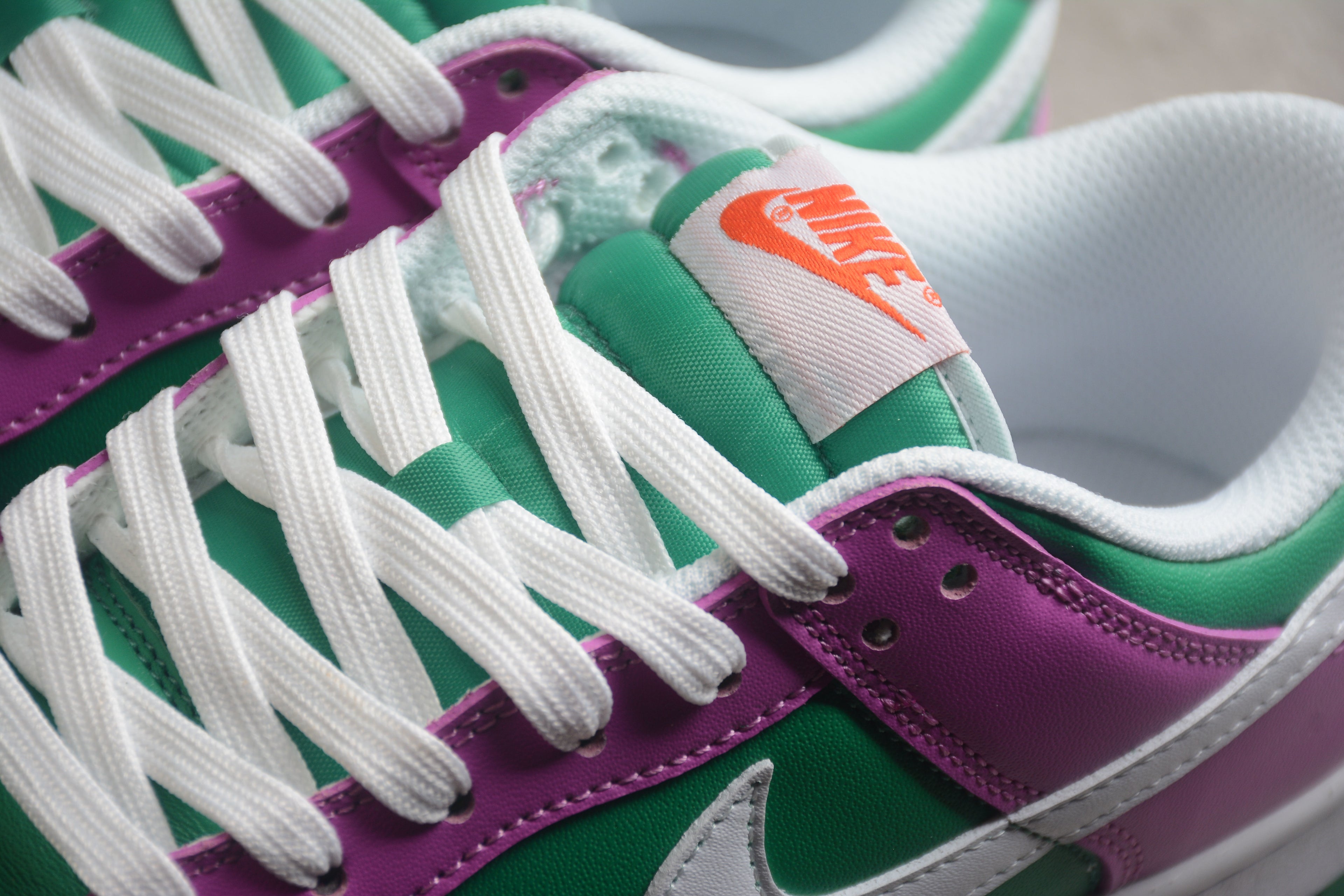 Dunk SB – Lila / Verde