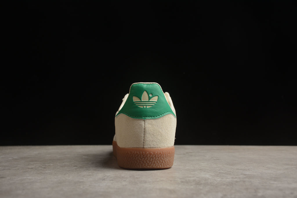 Adidas Samba – Beige / Blanco