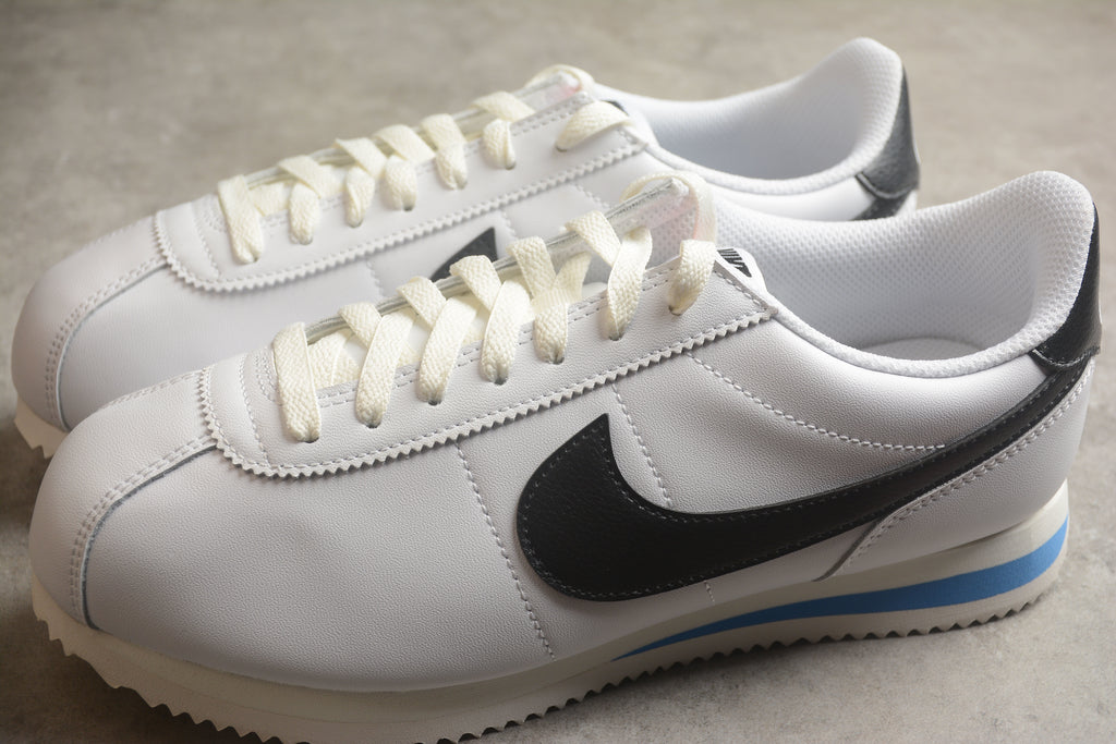 Cortez – Blanco / Negro / Azul