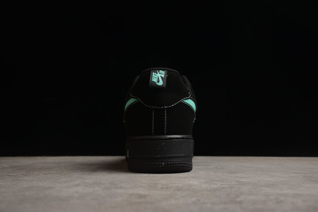 Air Force 1 Low – Negro / Azul