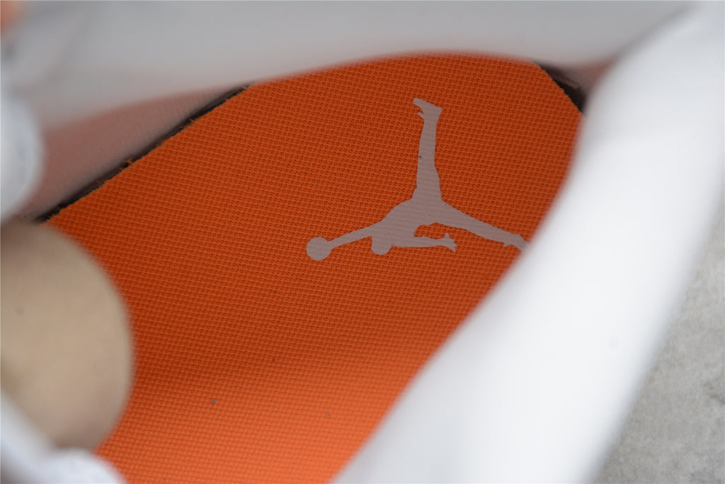 Air Jordan 1 Mid – Blanco / Naranja