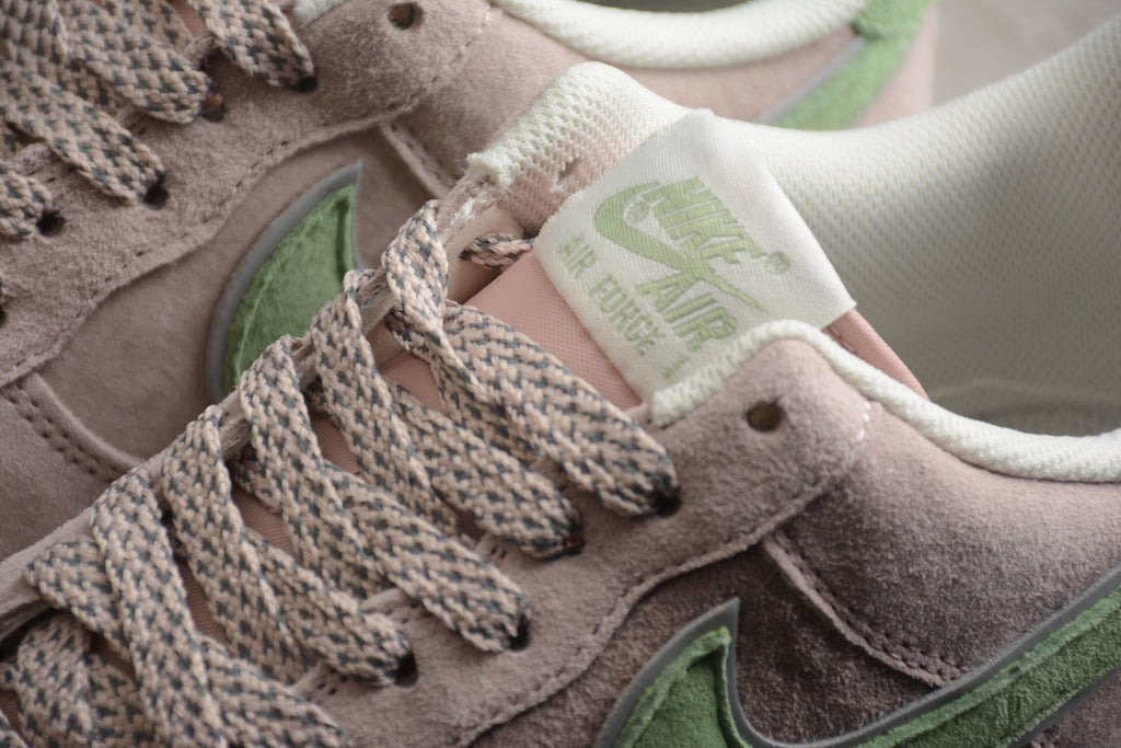 Air Force 1 Low – Lila / Verde