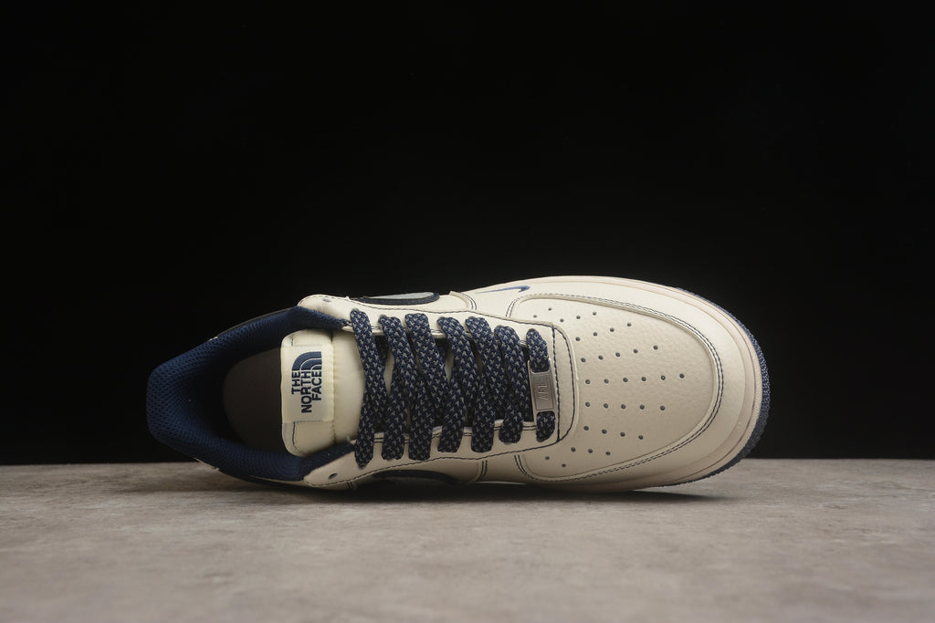 Air Force 1 Low – Blanco / Azul