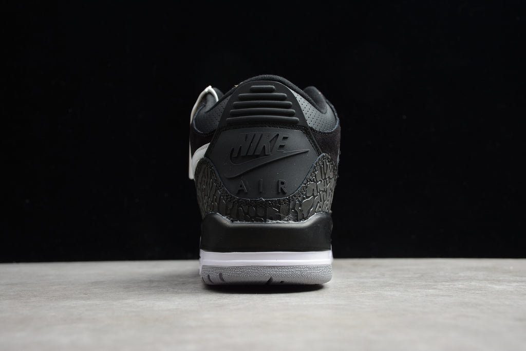 Air Jordan 3 – Negro