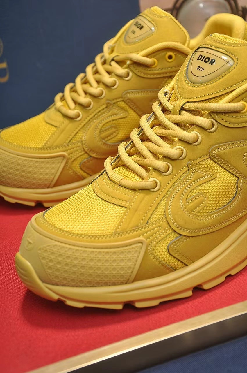 Dior B30 – Amarillo