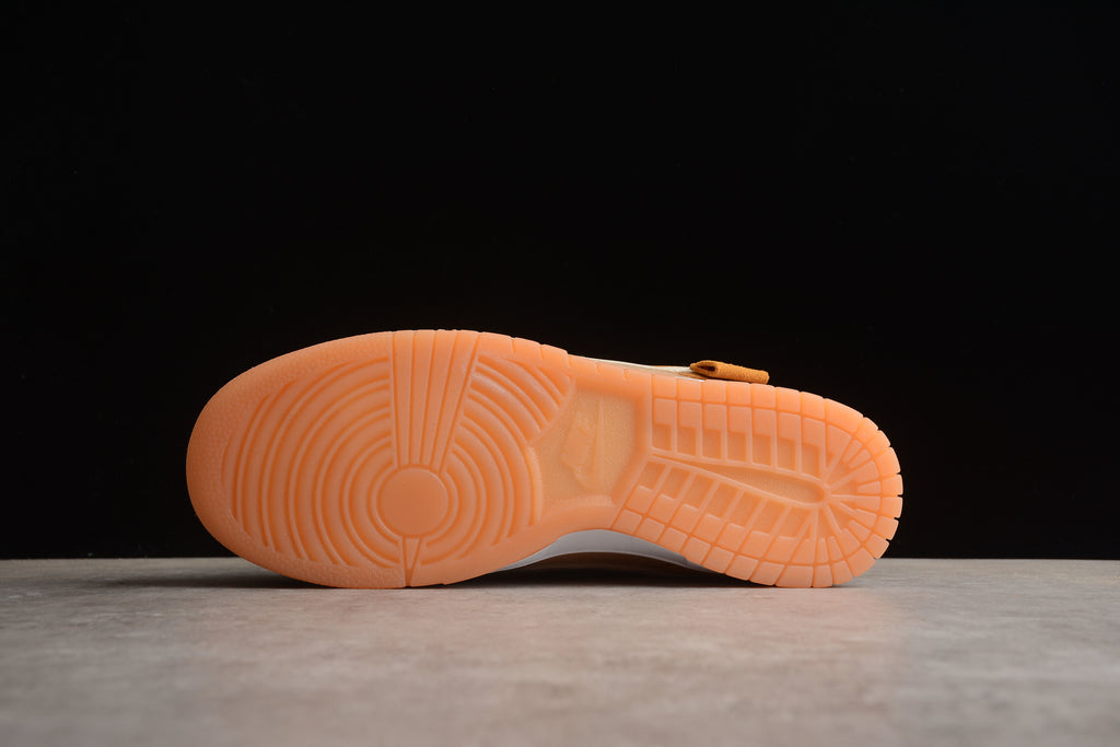Dunk SB – Naranja / Salmón