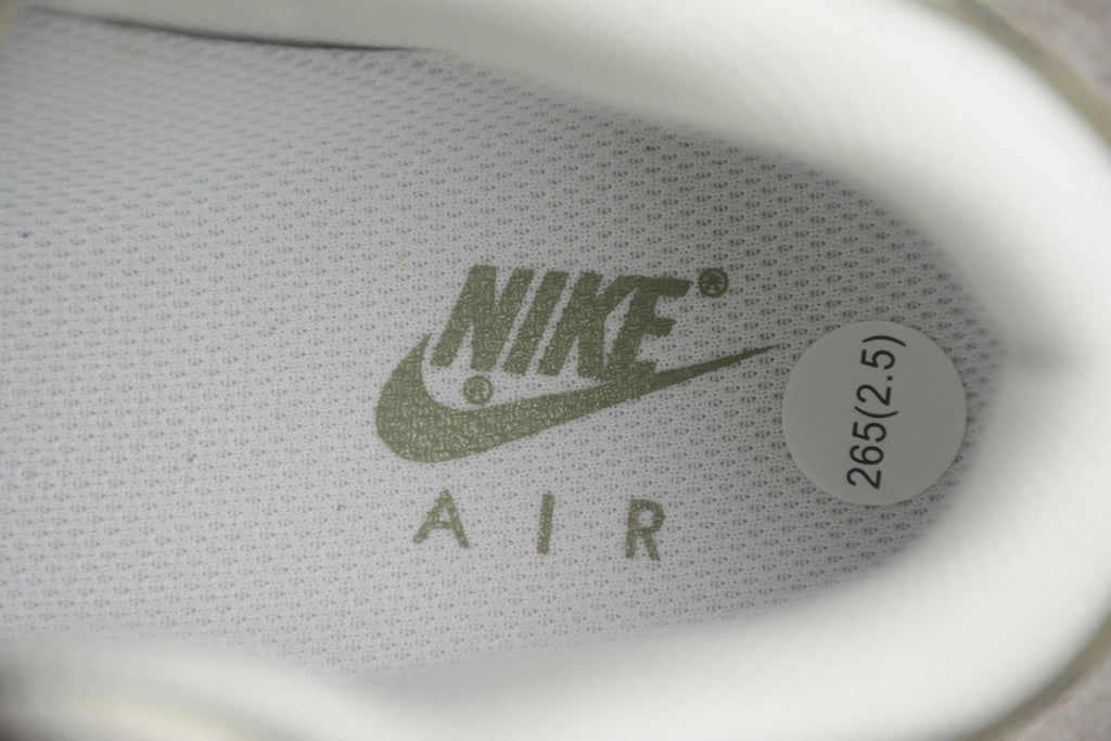Air Force 1 High – Beige / Verde