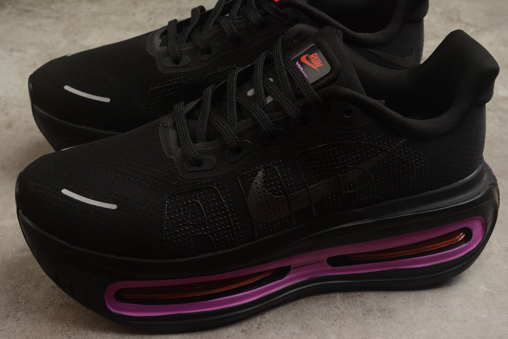 Vomero Premium – Negro / Lila