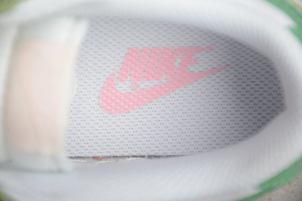 Dunk SB – Verde Claro / Blanco