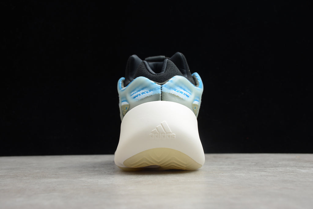 Adidas Yeezy 700 V3 – Azul