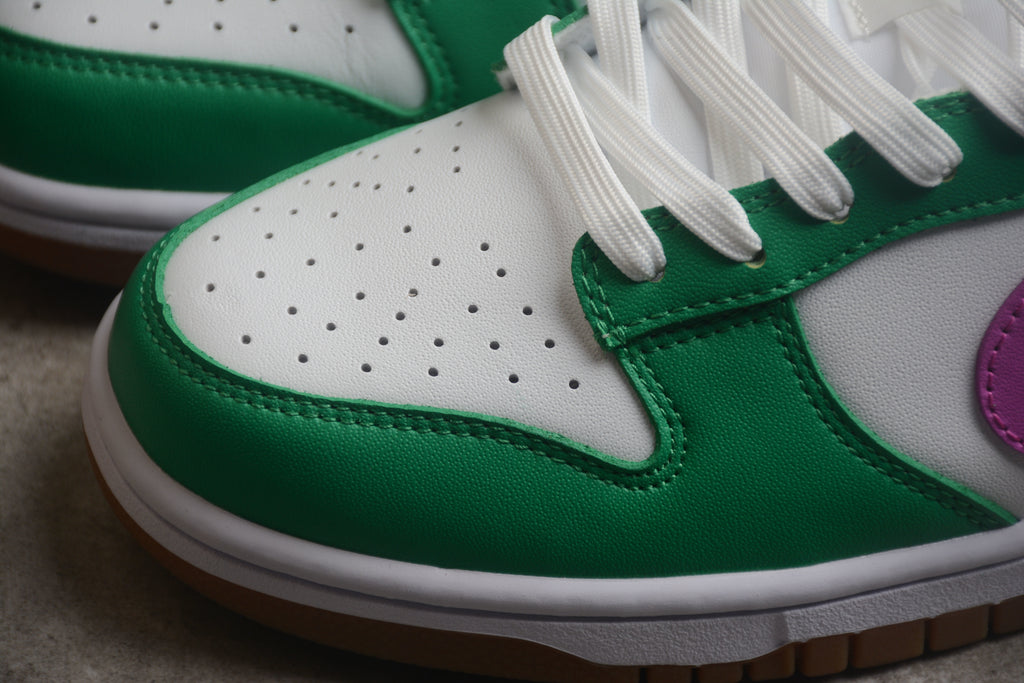 Dunk SB – Verde / Blanco / Lila