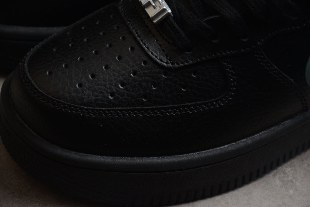 Air Force 1 Low – Full Negro / Turquesa