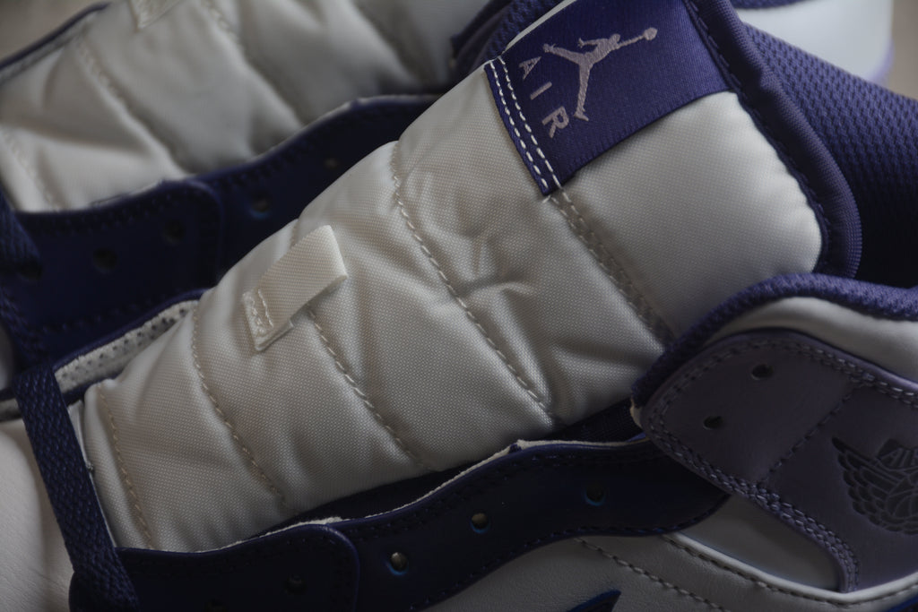 Air Jordan 1 Mid – Tonos de Azul
