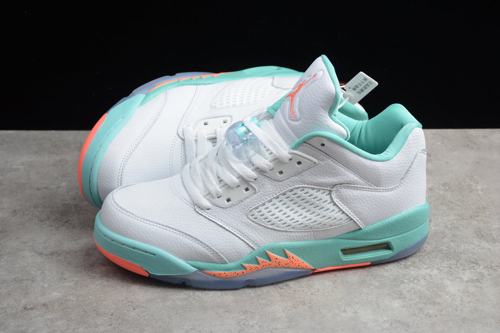 Air Jordan 5 – Gris / Azul