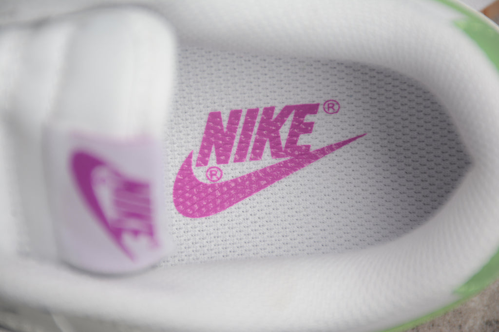Dunk SB – Blanco / Verde