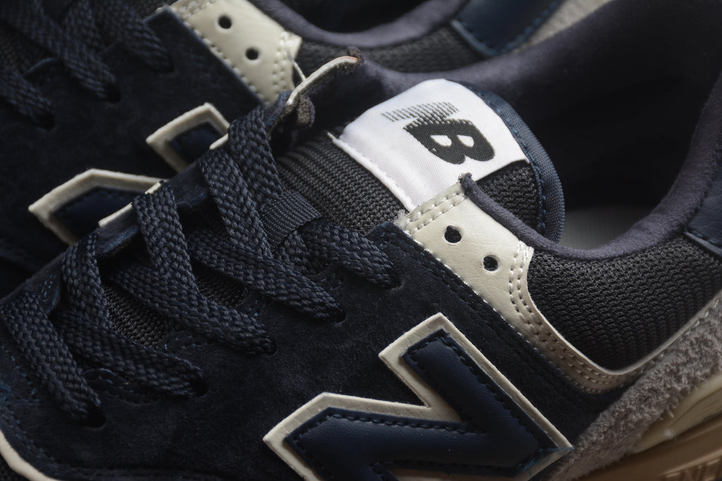 New Balance 574 – Azul Oscuro