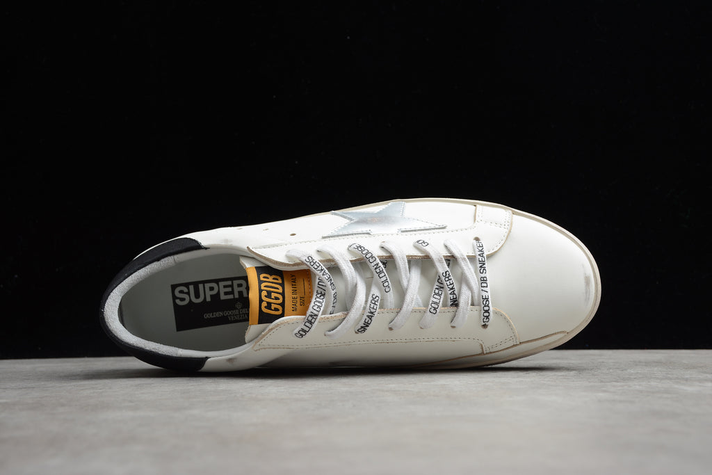 Golden Goose Super Star – Blanco / Negro
