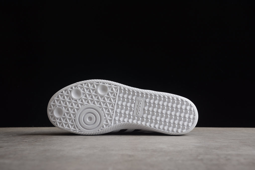 Adidas Samba – Negro/ Blanco