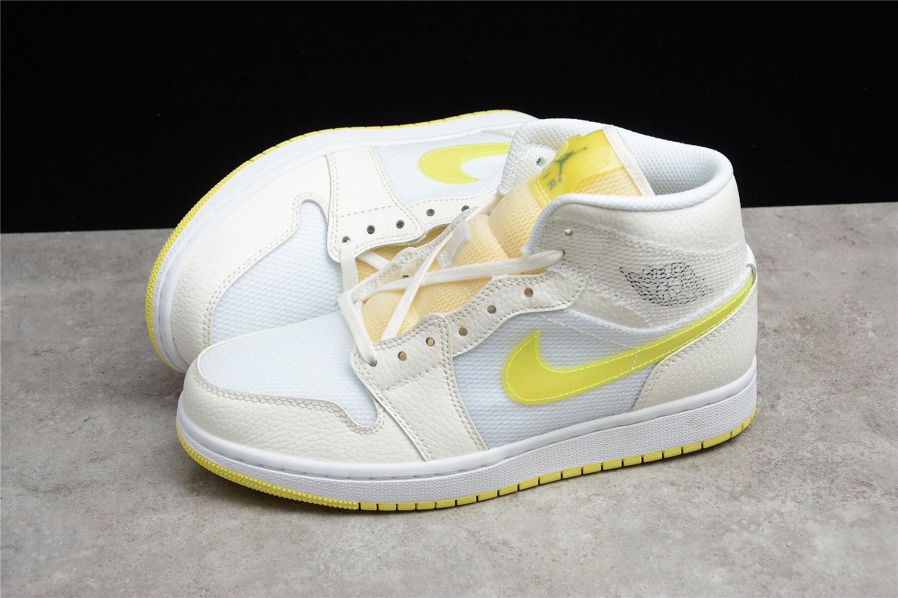 Air Jordan 1 Mid – Dior Amarillo