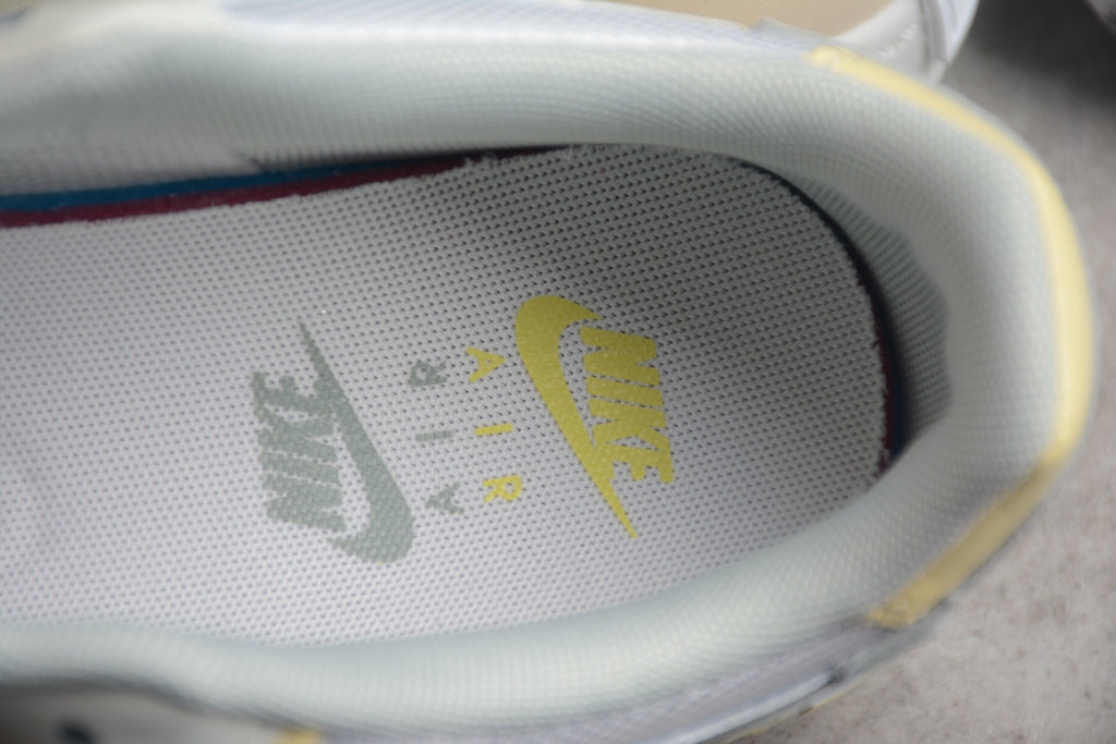 Air Force 1 Shadow – Gris / Rosa / Dorado