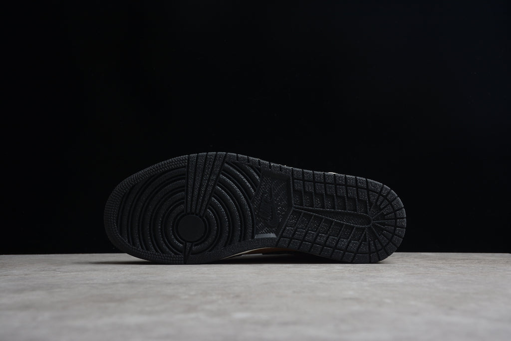 Air Jordan 1 Mid – Marrón
