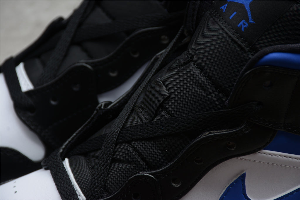 Air Jordan 1 Mid – Negro / Azul