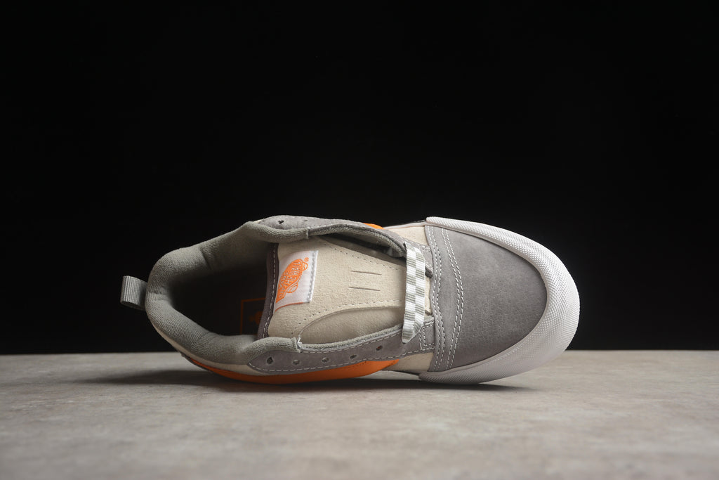 Vans Knu Skool – Gris / Naranja