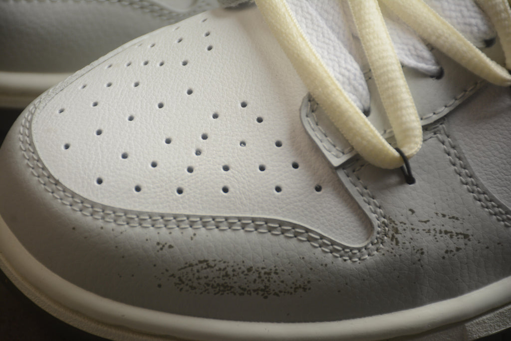 Dunk SB – Gris / Negro