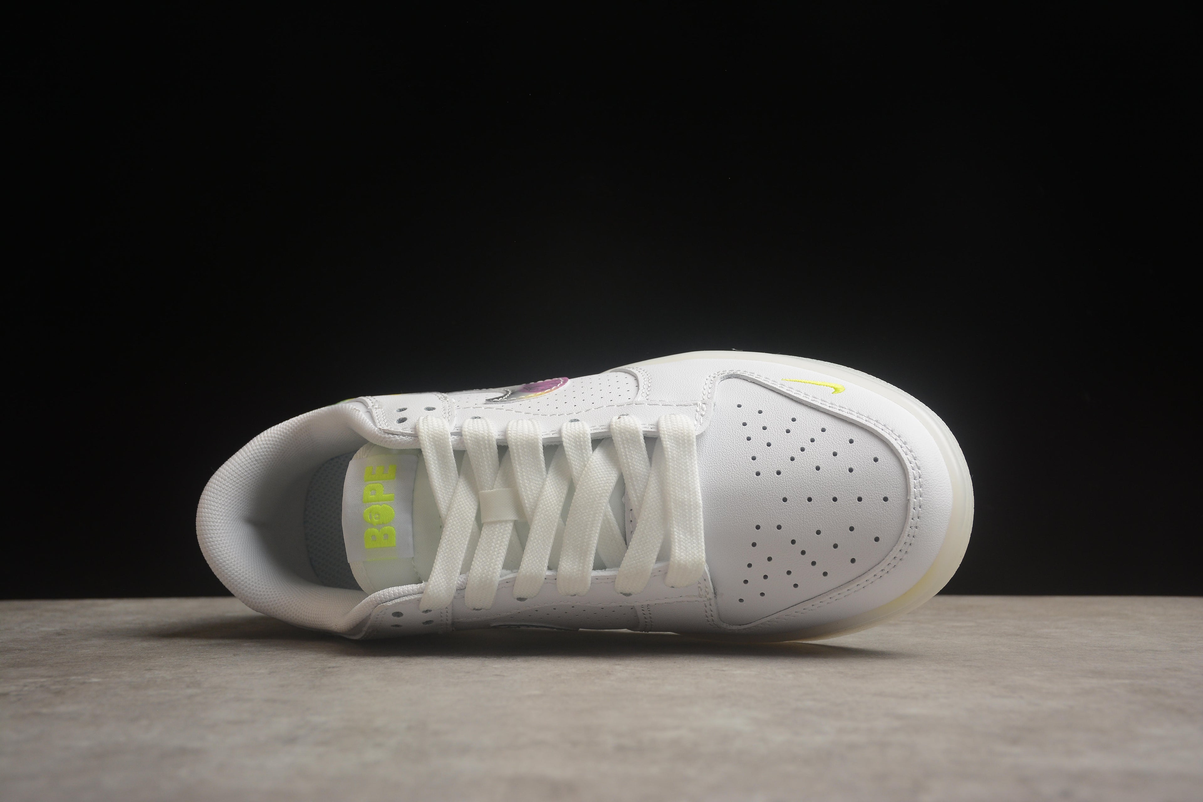 Dunk SB – BAPE Blanco