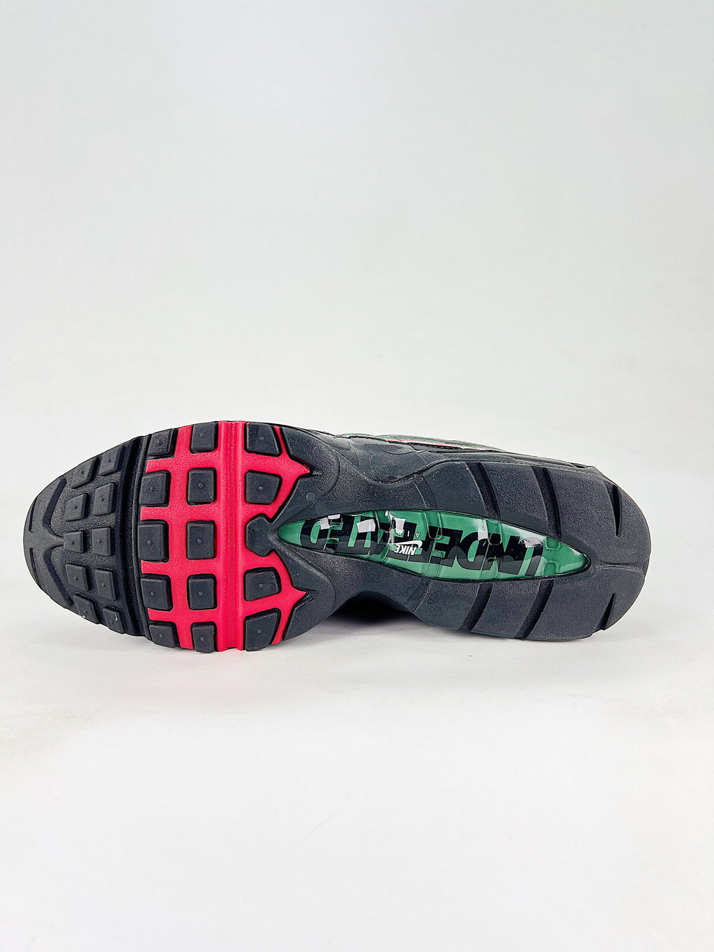 Air Max 95 – Negro / Rojo