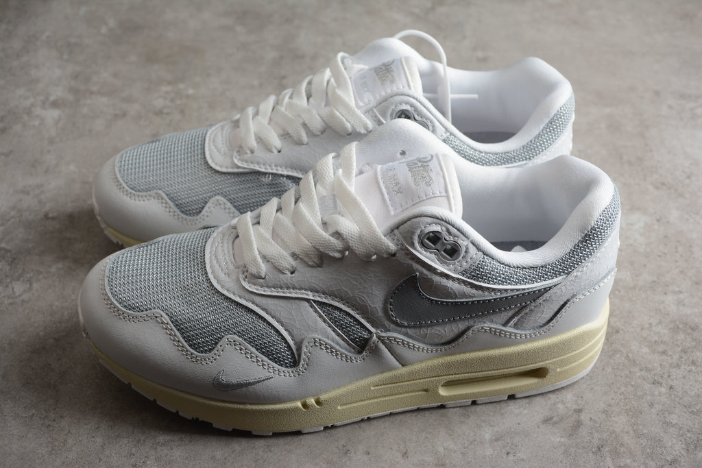 Air Max 1 – Gris / Beigie
