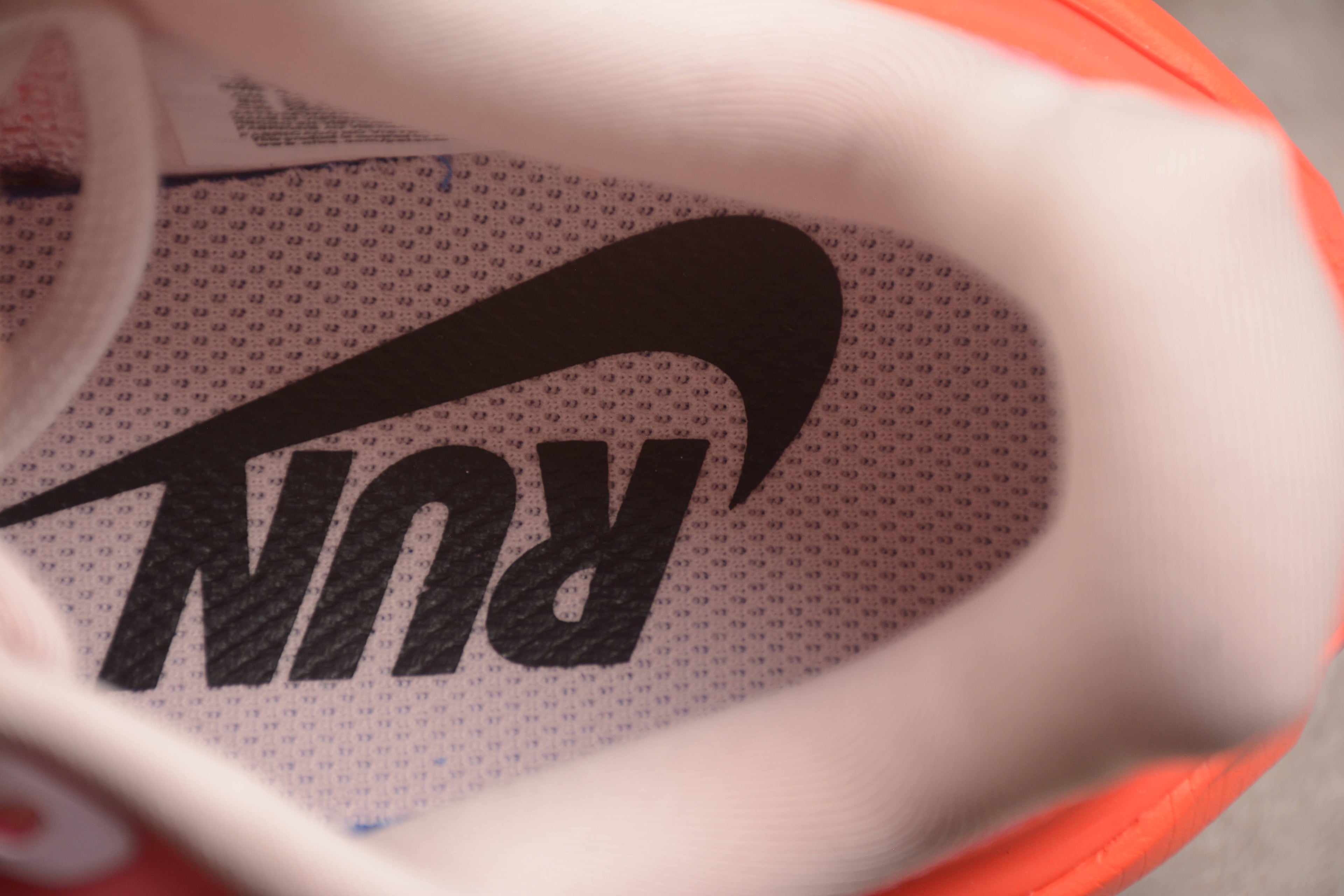 Vomero Premium – Rosa