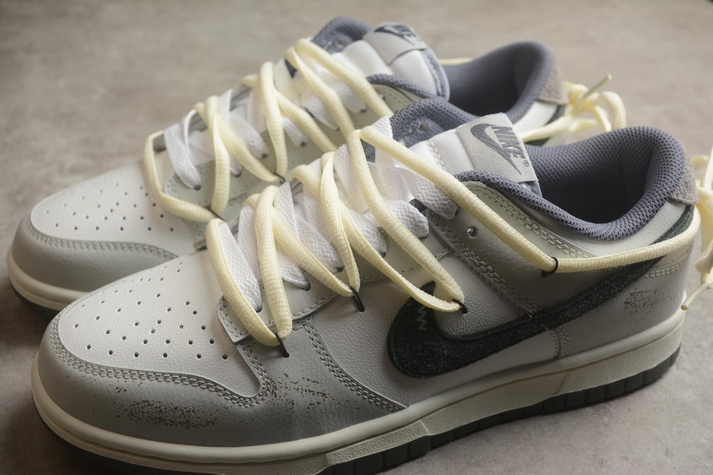 Dunk SB – Gris / Negro