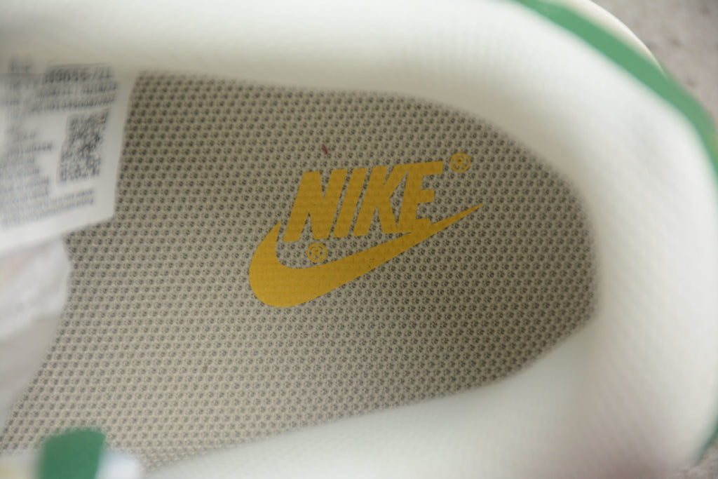 Air Force 1 Low – Gris / Verde Claro
