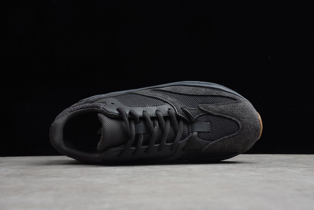 Adidas Yeezy 700 – Gris Oscuro