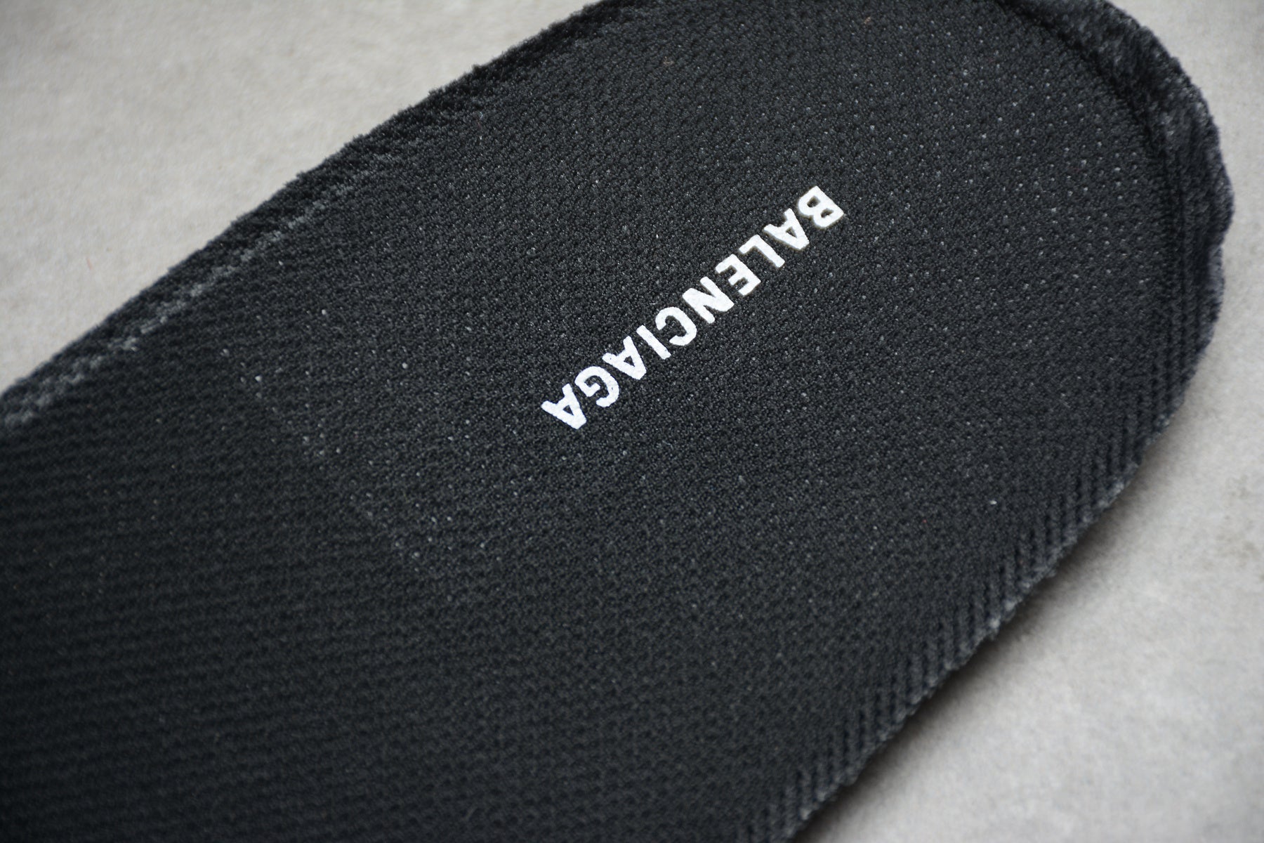 Balenciaga Track – Negro / Blanco